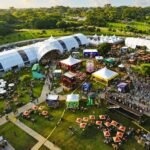 Público participa do SP Gastronomia no Parque Villa-Lobos, em São Paulo