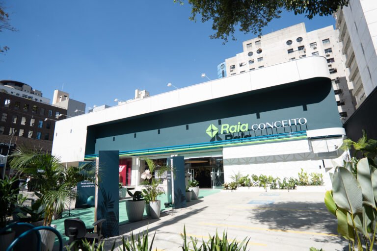 Imagem da matéria: Do remédio ao luxo: o que a nova loja da Raia revela sobre o futuro do varejo físico