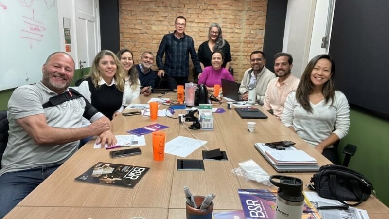 Imagem da matéria: Misses por aí: Farmer to Hunter ensina a ouvir para vender mais