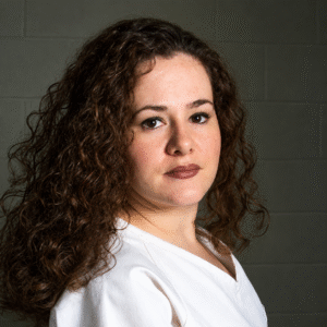 Retrato de Christa Pike, mulher condenada à morte no Tennessee que sobreviveu à tentativa de execução por injeção letal